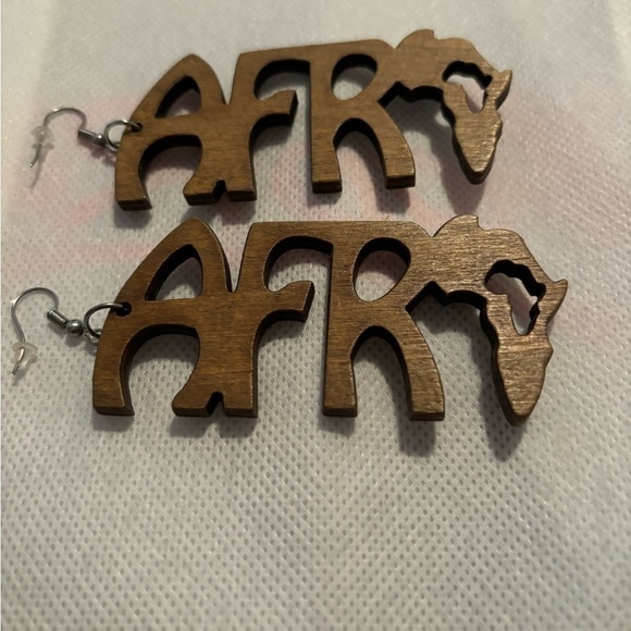 Brown Afro Large Wooden Earrings - Picture 1 of 4